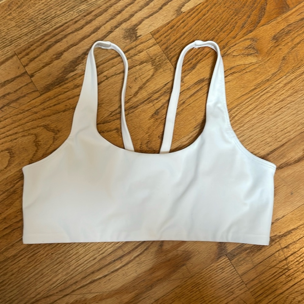 Vuori Yosemite white sports bra